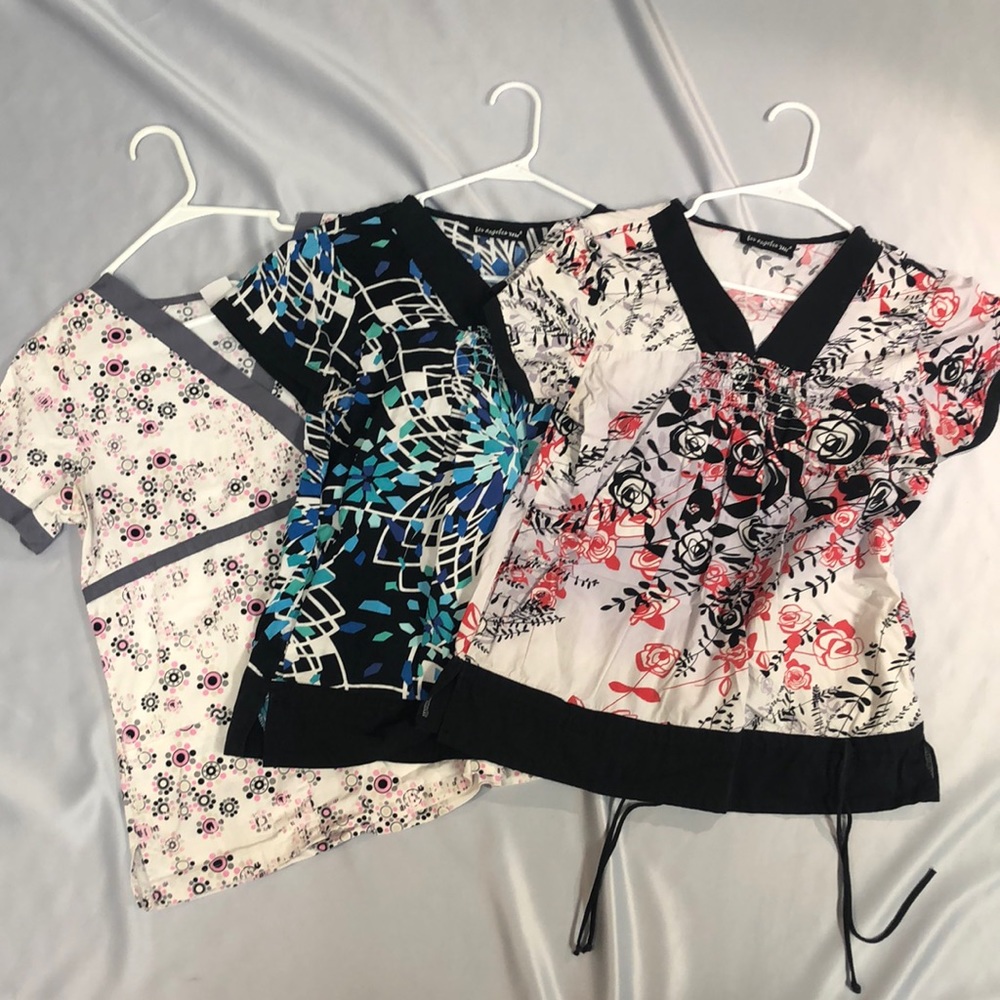 3 pack of Women’s Scrub Tops
